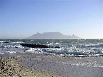 Cape Town Sea More - Express Tours And Guesthouse 3*, Città del Capo Sudafrica